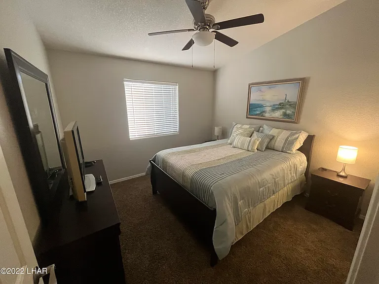 2570 Glengarry Dr — Photo 16