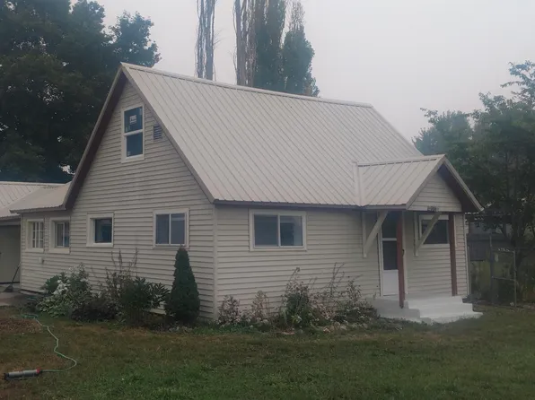708 N 2nd St W, Chewelah, WA 99109
