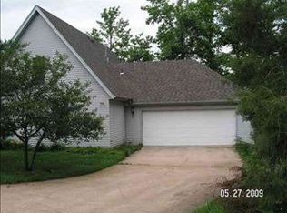 1401 Golf Course Dr, Jonesboro, AR 72404