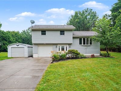 2704 Lyman Dr, Clinton, OH, 44216