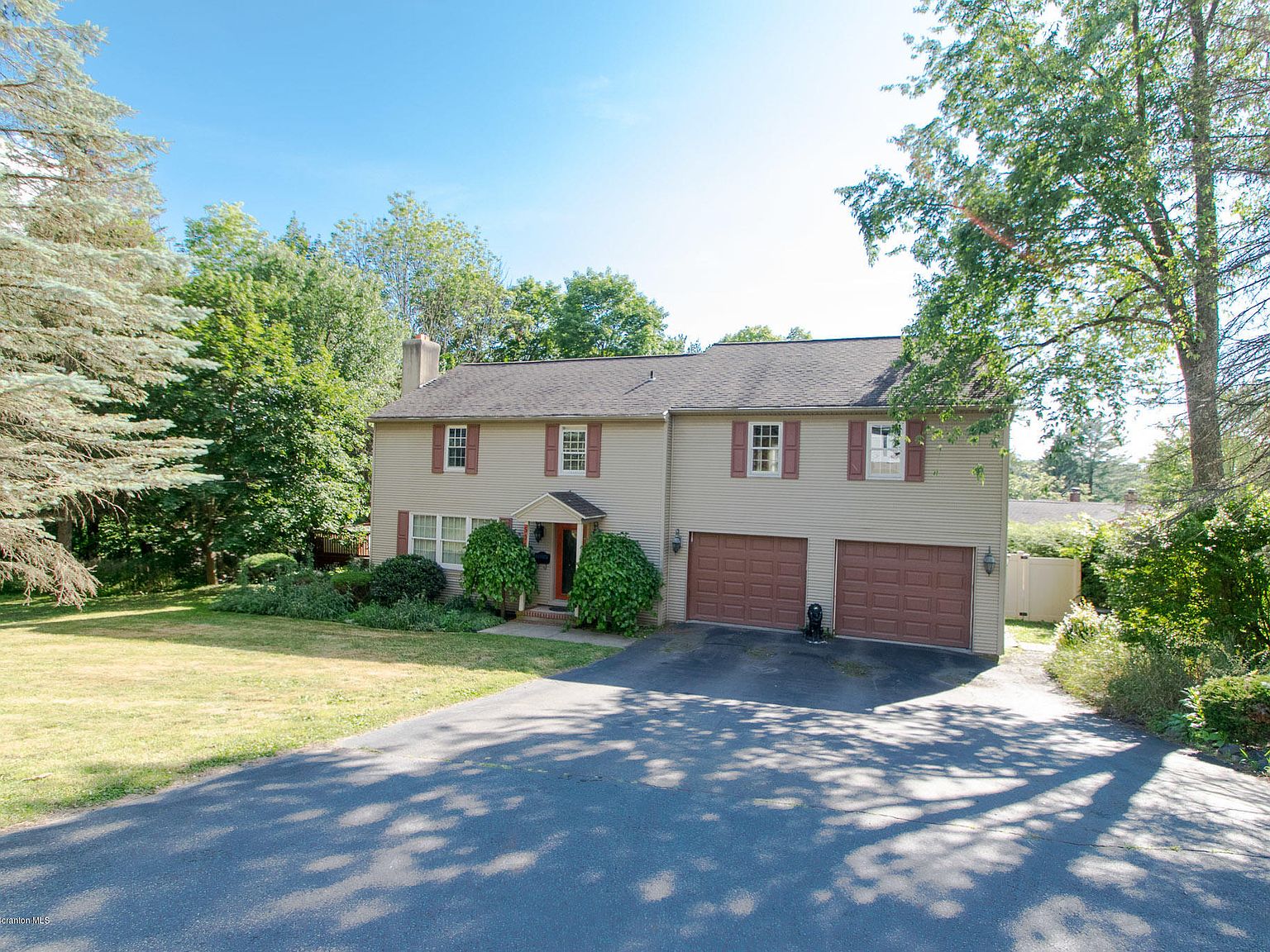 clarks green real estate