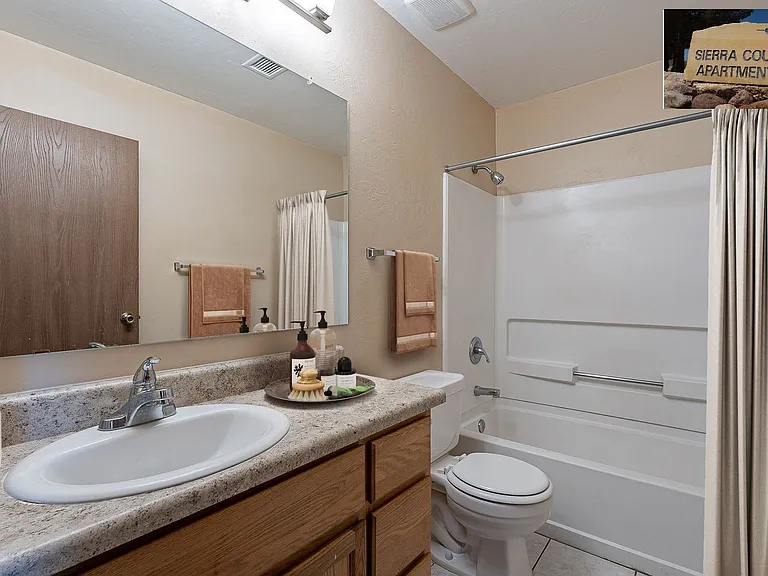 The Vistas at Sierra Court — Photo 6