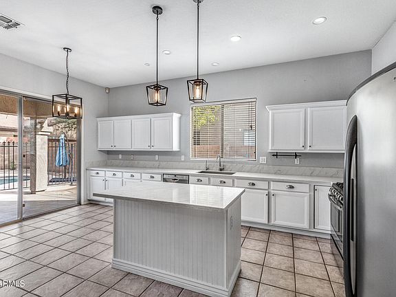 2nd image of 2236 W Periwinkle Way