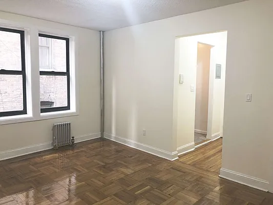 Rented by Bruma Realty LLC | media 1