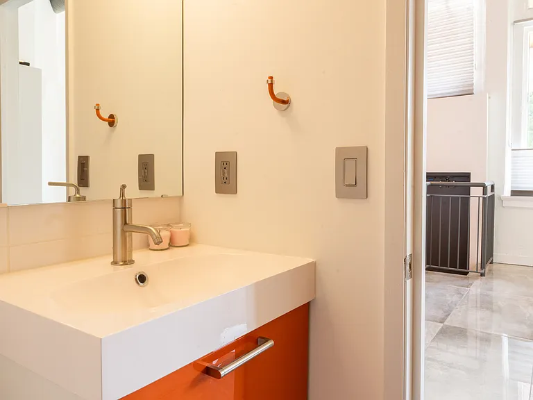 523 Grand Blvd #1B — Photo 39