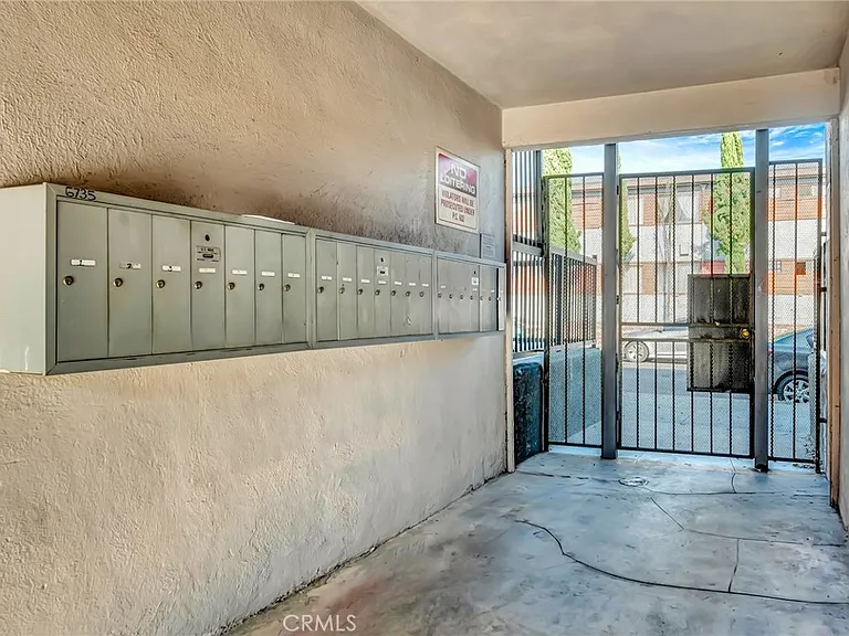 6735 Elmer Ave #9 — Photo 13