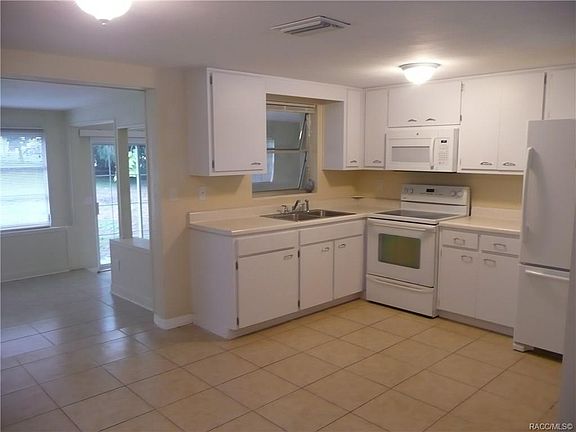 5th image of 8 N Osceola St