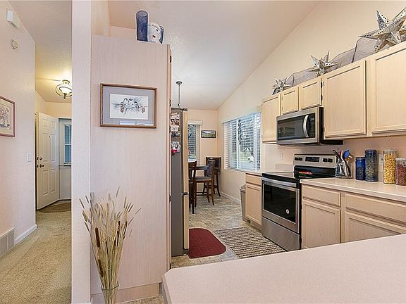 5th image of 626 S 38th St W Unit 40
