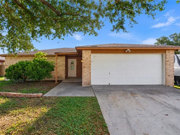 2838 Tumbleweed Dr, Corpus Christi, TX 78410