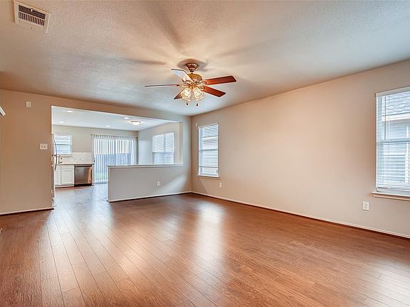 4th image of 4520 Wheat Field Dr