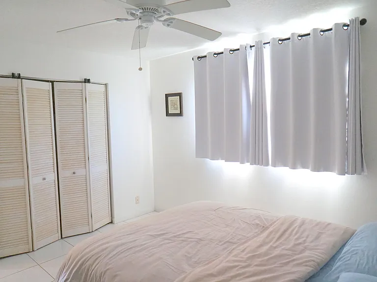 401 Southampton Dr #A-401 — Photo 15