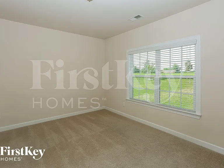 9863 Travertine Trl — Photo 11