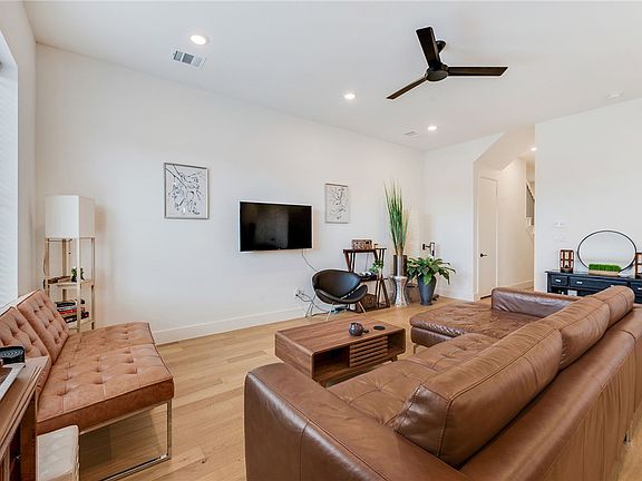 5th image of 2944 Huffman Way
