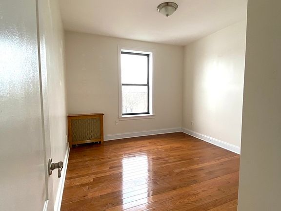 5th image of 905 43rd St #Dd