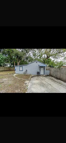 3308 N Avon Ave Photo 1