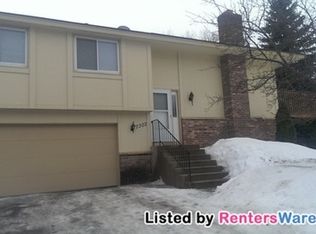 7302 Pontiac Cir, Chanhassen, MN 55317