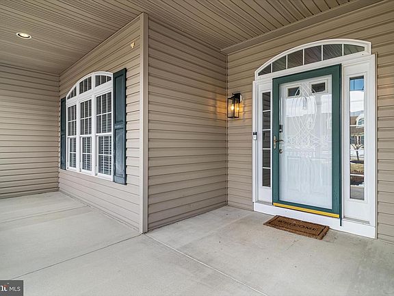 5th image of 9420 River View Rd