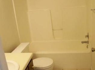 1037 N Middle St APT 1, Cape Girardeau, MO 63701