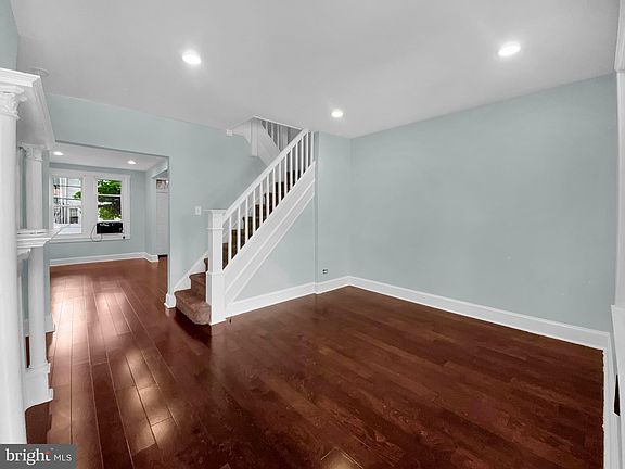 2nd image of 6239 N Norwood St