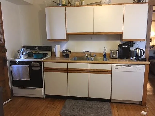 1042 W George St #1R — Photo 7