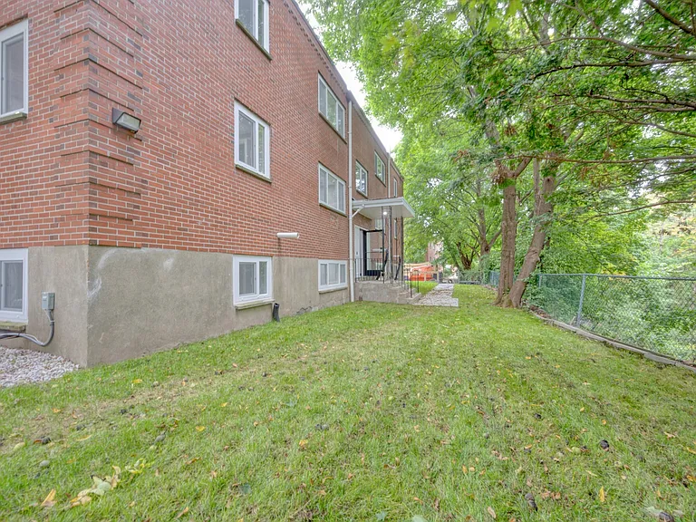 245 Elm St #1 — Photo 10