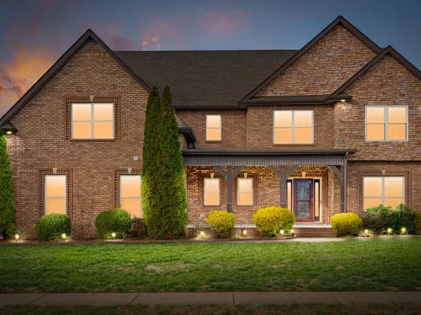 1957 Boyer Blvd, Clarksville, TN 37043