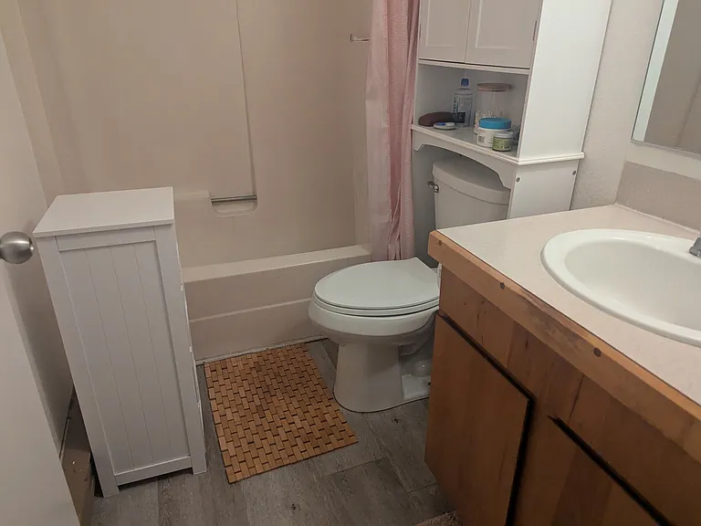 1512 Lincoln St #3 — Photo 4
