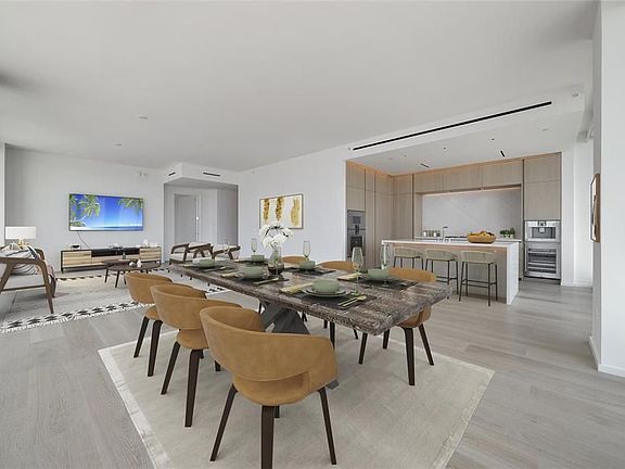 5th image of 1000 Water St #1601