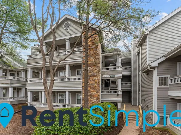 4408 Helmsford Ln APT 101, Fairfax, VA 22033