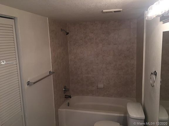 5th image of 643 Vista Isles Dr APT 1815