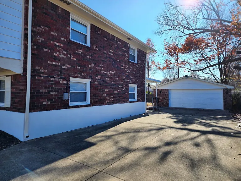 4306 Shady Villa Dr — Photo 5