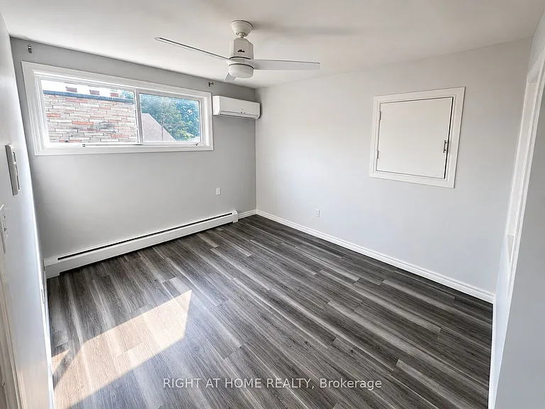 238 Burnside Dr — Photo 4