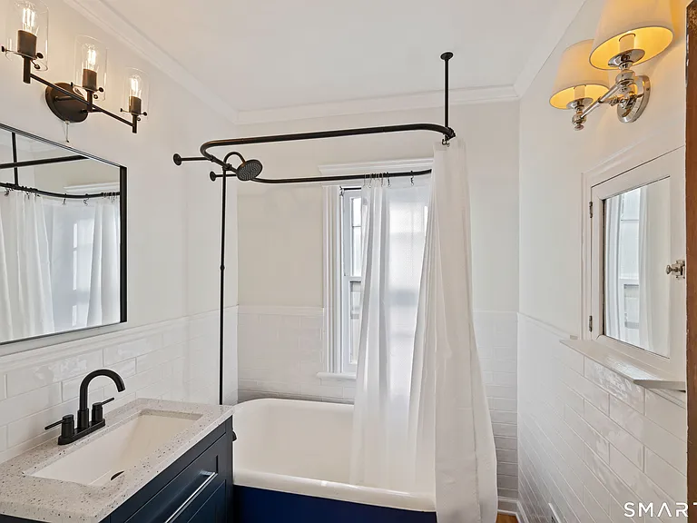 19 Thomas St #23 — Photo 9