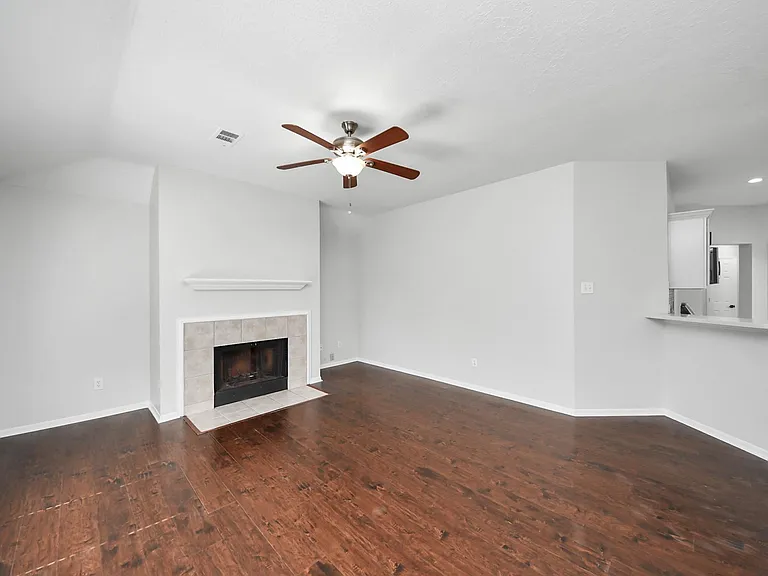 8322 Adler Lake Dr — Photo 25