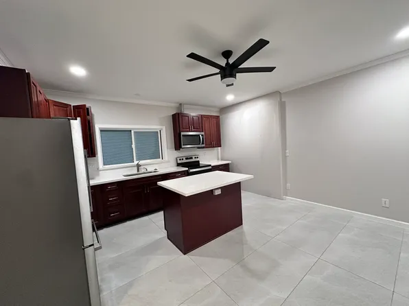 1332 10th Ave #1, Honolulu, HI 96816