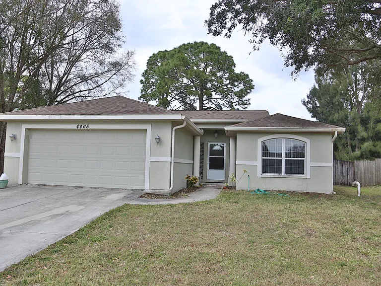4465 Longford Dr — Photo 1