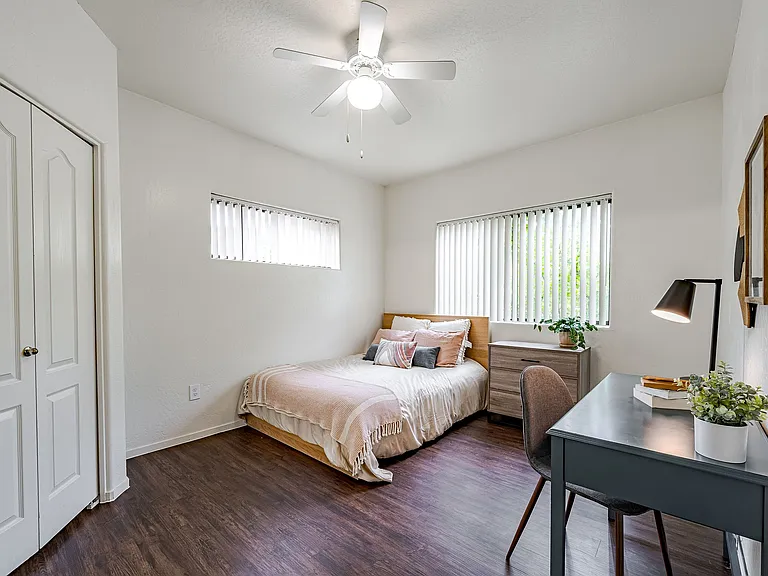 Clear-Creek-Village-Apartments-POI-21 (1)