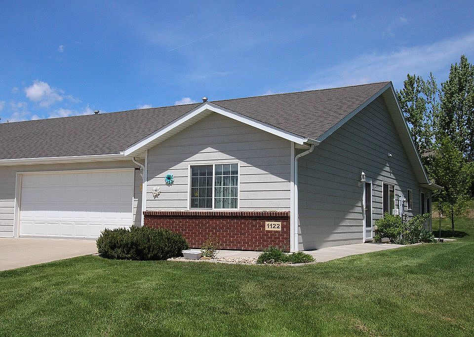 1122 Naples Ct