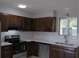 242 Bennett Ave APT 1B, Council Bluffs, IA 51503