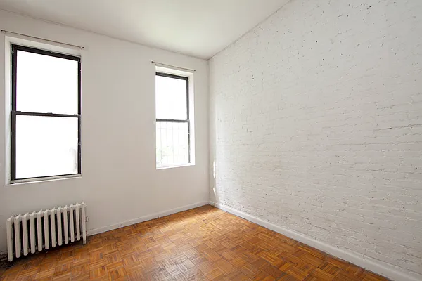 Rented by R New York | media 8