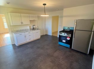 21 Cottage St #3R, Leominster, MA 01453