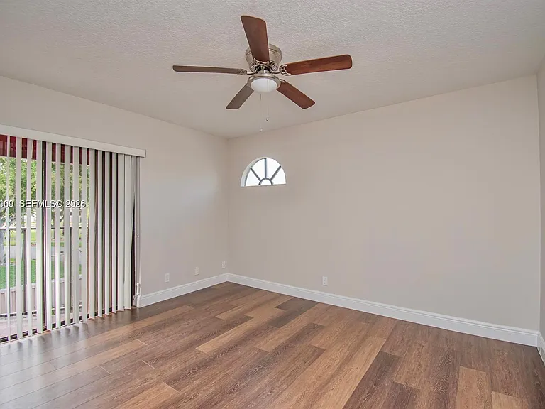 4240 Village Dr #B — Photo 8