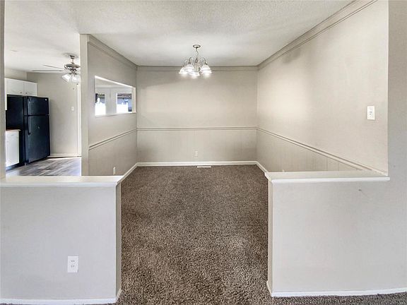 4th image of 2085 Danelle Dr