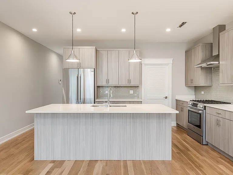 2145 S Halsted St #2S — Photo 10