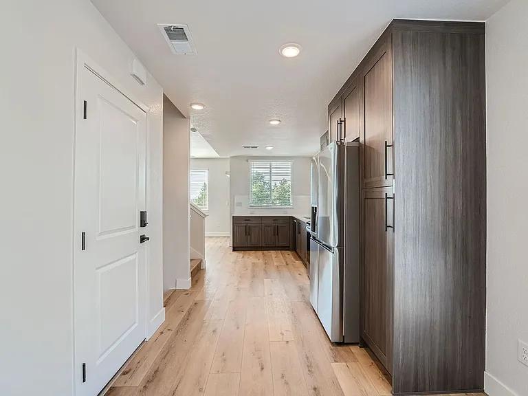 Applewood Townhomes — Photo 11