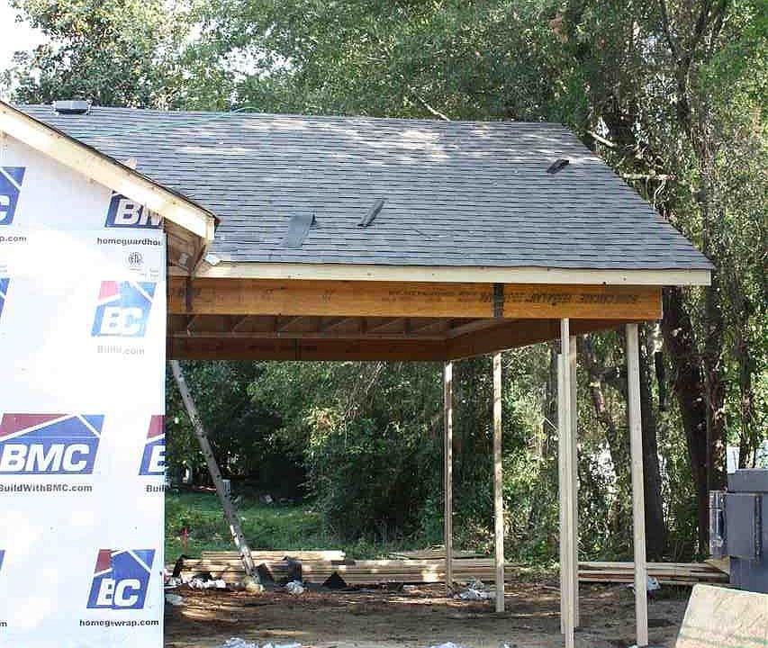 2nd image of 106 N McKinley St