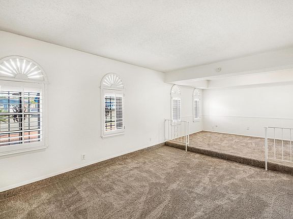 5th image of 1420 Pintoresco Dr