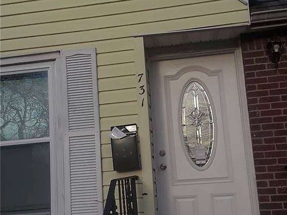 2nd image of 731 Park Ave