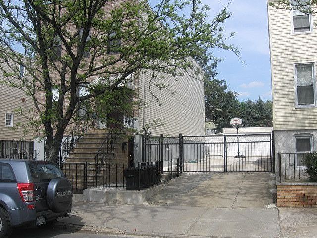 2nd image of 7145 69th Pl