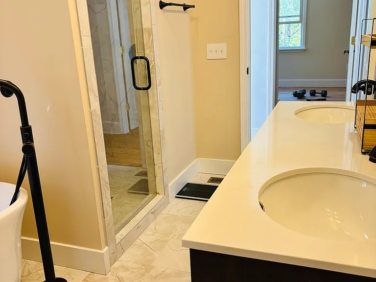 1470 Central Dr — Photo 5
